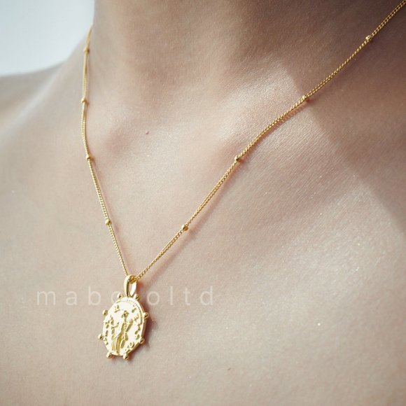 18K Gold On 925 Sterling Coin Pendant Necklace - Picture 3 of 9